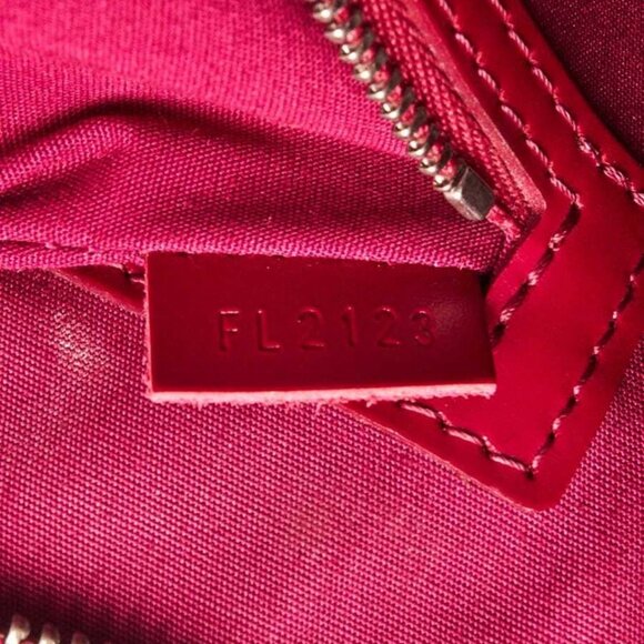 Louis Vuitton Fuchsia Epi Leather Brea MM Bag - Picture 11 of 12